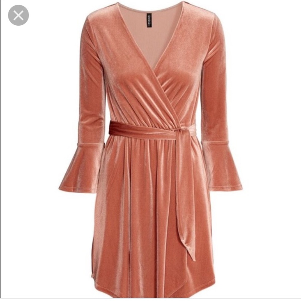 H&M Soft Pink Velvet Wrap Dress